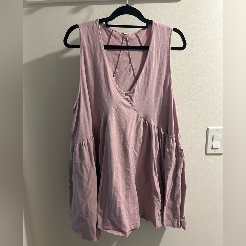Lilac Sleeveless V-Neck Dress